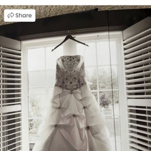 ALLURE COUTURE CLASSIC WEDDING GOWN